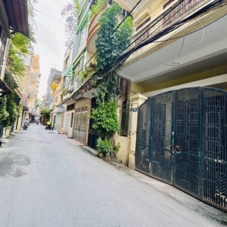 Linh Lang Ba Đình – lô góc 7 tầng – ô tô vào nhà – 62m nhỉnh 19 tỷ