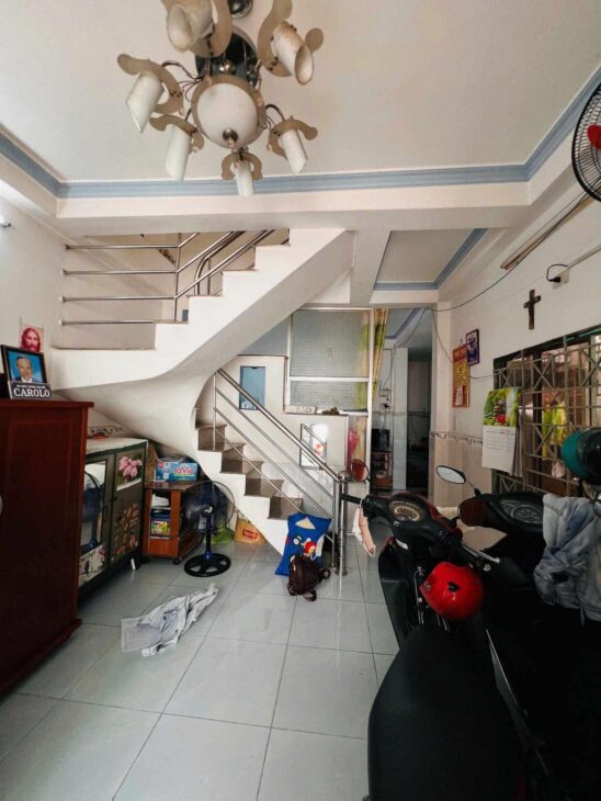 BÁN NHÀ MỘT TRỤC HẺM 3M TÂN THỚI HIỆP 21 – NHÀ 2 TẦNG XÂY KIÊN CỐ BTCT – KHU VỰC DÂN CƯ SẦM UẤT