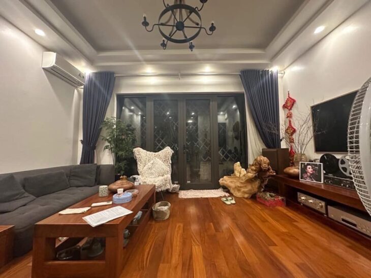 Linh Lang Ba Đình – lô góc 7 tầng – ô tô vào nhà – 62m nhỉnh 19 tỷ