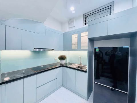 LÔ GÓC, Ô TÔ ĐỖ CỦA, NHÀ ĐẸP ĐÓN TẾT, TRẦN ĐẠI NGHĨA : 42M, 5T, MT: 4M, GIÁ 10.8 TỶ