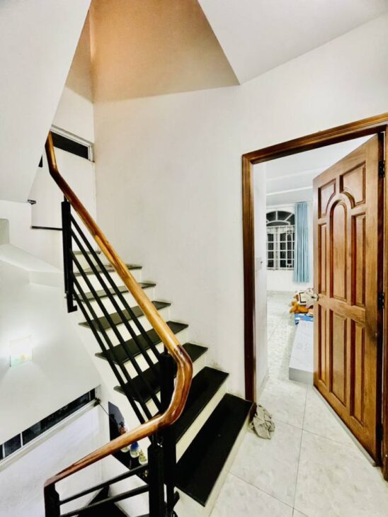 SIÊU HOT QUẬN 12 – NHÀ 3 TẦNG – VỊ TRÍ ĐẸP – HẺM XE HƠI 6M THÔNG TÂN THỚI HIỆP 20 – GIÁ TỐT CHỈ