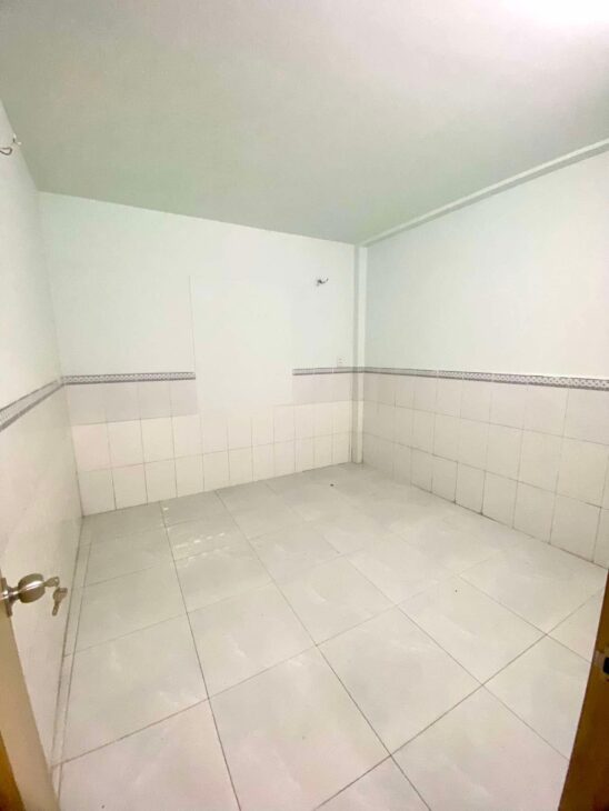 BÁN NHÀ 2 TẦNG NGUYỄN ẢNH THỦ – HXH THÔNG TỨ TUNG – 2 CHIẾC XE HƠI NGỦ TRONG NHÀ. 88M2 chỉ 3,75 tỷ