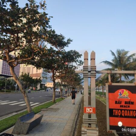 lô đất mặt tiền rộng khungr450m2 Chính Hữu – Sơn Trà – Giá chỉ 48 tỷ . lô đất mặt tiền rộng khungr450m2 Chính Hữu – Sơn Trà – Giá chỉ 48 tỷ .