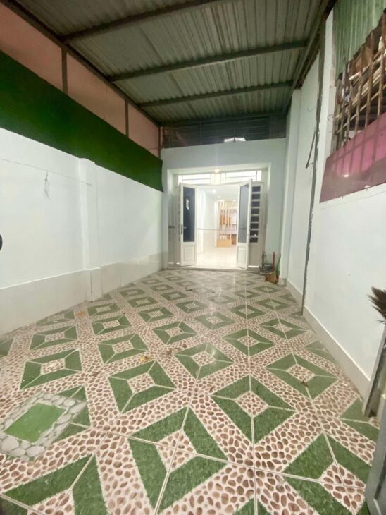 BÁN NHÀ 2 TẦNG NGUYỄN ẢNH THỦ – HXH THÔNG TỨ TUNG – 2 CHIẾC XE HƠI NGỦ TRONG NHÀ. 88M2 chỉ 3,75 tỷ