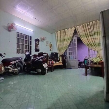 NHÀ SÁT MẶT TIỀN QUỐC LỘ 22 – GẦN ĐH HUFLIT – XE HƠI ĐỖ TẬN CỬA! NHÀ SÁT MẶT TIỀN QUỐC LỘ 22 – GẦN ĐH HUFLIT – XE HƠI ĐỖ TẬN CỬA!