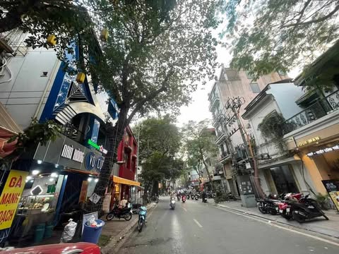 MẶT PHỐ HÀNG BÚN – BA ĐÌNH, LÔ GÓC, 3 MẶT THOÁNG, SỔ VUÔNG ĐẸP: 117M, 4T, MT: 10M MẶT PHỐ HÀNG BÚN – BA ĐÌNH, LÔ GÓC, 3 MẶT THOÁNG, SỔ VUÔNG ĐẸP: 117M, 4T, MT: 10M