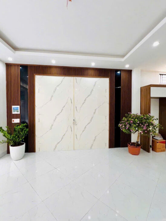 BÁN NHÀ 3 TẦNG – LÔ GÓC – GẦN BỆNH VIỆN, PHƯỜNG TRẦN LÃM TP THÁI BÌNH.