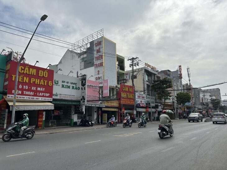 – Mặt tiền Kinh Doanh đường Huỳnh Tấn Phát, 2 Tầng, 4×23, 90m2, Thu nhập 156tr/Năm, P.Phú Thuận