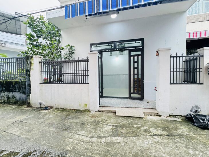 # Nhà Kiệt 3m Trần Cao Vân gần Nguyễn Tất Thành 75m2, ngang 6m, gác đúc 3Pn, Bãi đậu Ô tô gần, 2.65