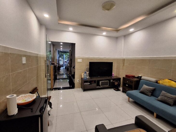 – Mặt tiền kinh doanh Trãi nhựa 8m, 6 tầng, có thang máy, 76m2, 4×18, Đường Phan Huy Thực, Tân