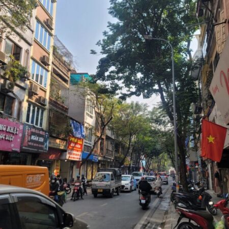 ĐỘI CẤN – 170M – MẶT NGÕ Ô TÔ – 10M RA MẶT PHỐ – MT 7M – 34 TỶ ĐỘI CẤN – 170M – MẶT NGÕ Ô TÔ – 10M RA MẶT PHỐ – MT 7M – 34 TỶ
