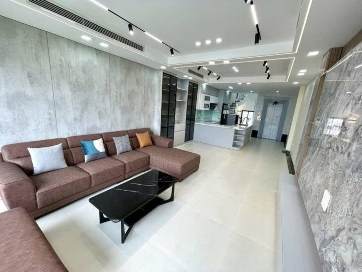 BÁN NHÀ PHỐ BỒ ĐỀ , LONG BIÊN 50M2 * 3 TẦNG * 8,5 TỶ , FULL NỘI THẤT