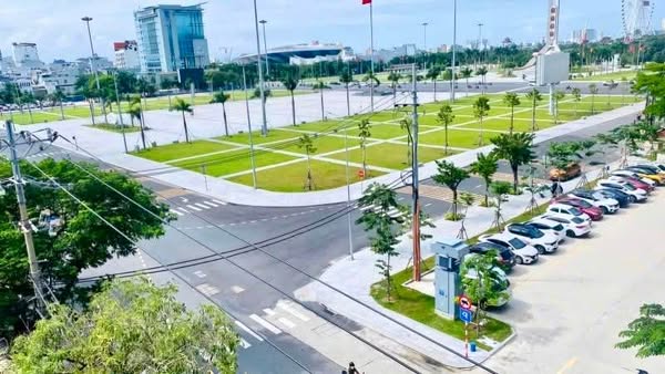 Siêu phẩm mặt tiền kinh doanh 4 tầng đường 2 tháng 9 -Hải Châu -Giá chỉ 29 tỷ. Siêu phẩm mặt tiền kinh doanh 4 tầng đường 2 tháng 9 -Hải Châu -Giá chỉ 29 tỷ.