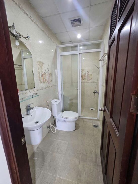 CHO THUÊ NGAY NHÀ ĐẸP 3 TẦNG, 4 PHÒNG NGỦ, 4 TOILET,TÂY THẠNH – TÂN PHÚ – GIÁ CHỈ 18 TRIỆU/THÁNG!