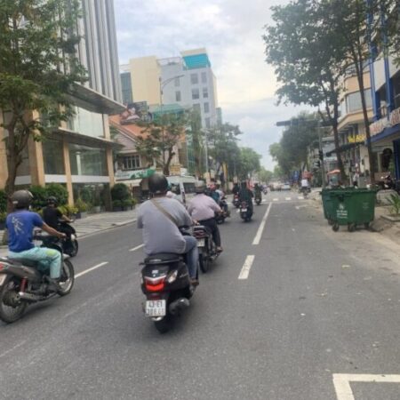 Măt tiền 2 tầng kinh doanh sầm uất – Trần Phú – Hải Châu-Giá chỉ 19 tỷ. Măt tiền 2 tầng kinh doanh sầm uất – Trần Phú – Hải Châu-Giá chỉ 19 tỷ.