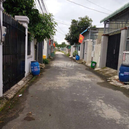 Gia Đình Về Quê Sinh Sống Cùng Bố Mẹ Già Nên Cần Bán Lại Dãy Trọ 5 Phòng Đường Phùng Hưng, Xã An