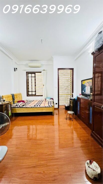 BÁN NHÀ HOÀNG HOA THÁM – CĂN DUY NHẤT 42M², 4 TẦNG, MT 4M, GIÁ BÁN CHỈ 7.8 TỶ!