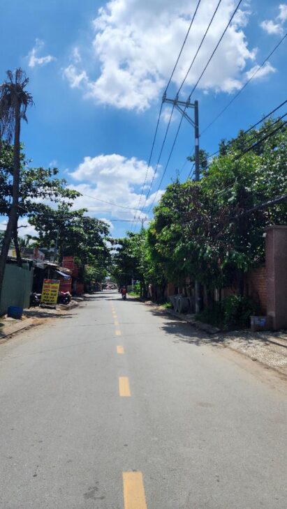 Bán nhà MT sát chợ Võ Thị Liễu. (834m2)19x45m. Mặt tiền xe công