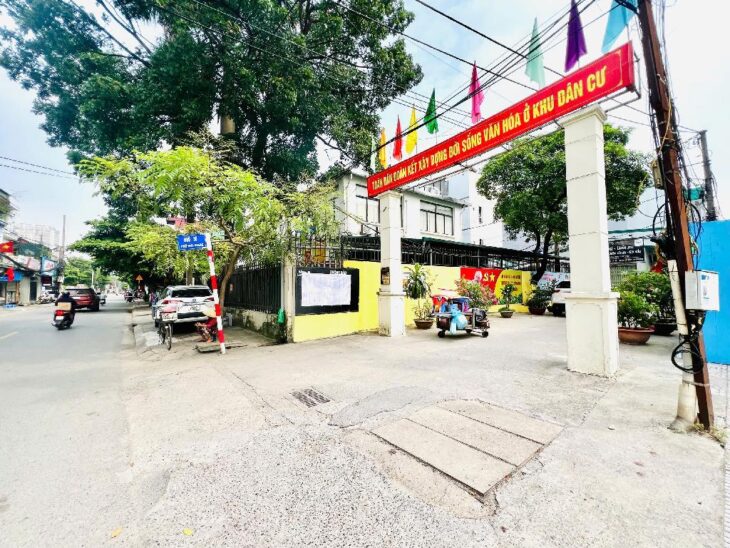 Bán đất Đức Giang – Ô tô -35m – 4,1 tỷ ( Thương Lượng)