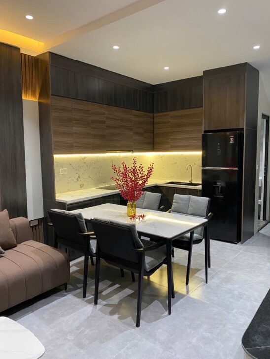 ‘BÁN NHÀ PHỐ NGÔ QUYỀN, Ô TÔ, 2 THOÁNG, 45m, 7.6 tỷ