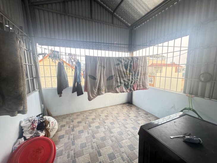 Hiêm – Ô tô tránh – Lô Góc – kinh Doanh- Bán nhà Ngọc Thuỵ -40m2 4 tầng-4.3 tỷ TL)