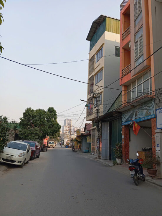 BÁN ĐẤT GẦN PHỐ LÊ TRỌNG TẤN, HIẾM, LÔ GÓC THOÁNG SÁNG RỰC RỠ, 50m, 5.9 tỷ