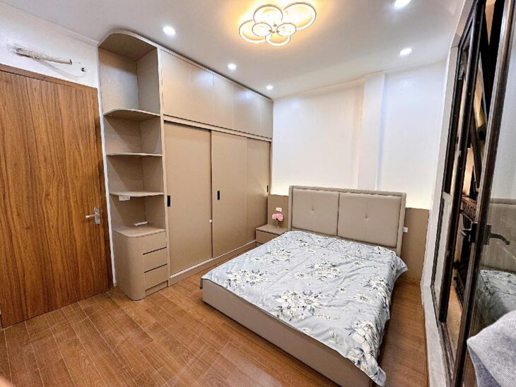 BÁN NHÀ PHỐ QUANG TRUNG, Ô TÔ NGỦ TRONG NHÀ, NỘI THẤT VIP, 46m, 10.3 tỷ