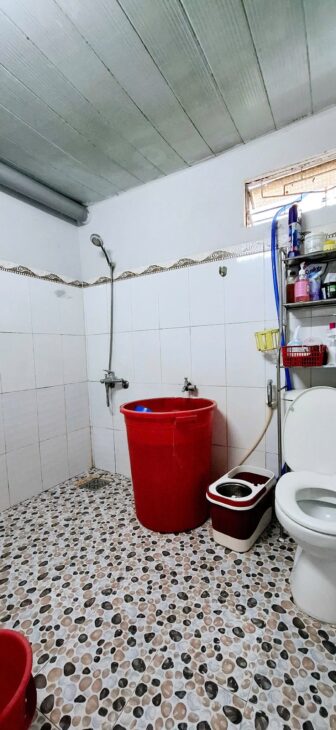 ► Nhà 2 mặt kiệt cách 50m ra Hải Phòng, 60m2, gác lửng sạch sẽ, 3PN, 2.65 tỷ