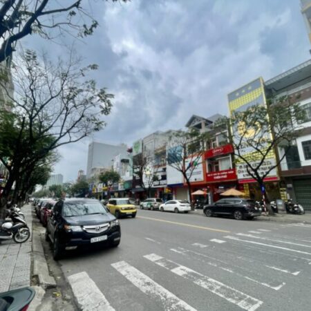 Hiếm-Trung tâm Hải Châu-Nguyễn Hoàng thông tứ hướng 55m2 2 tầng giá chỉ 3.x tỷ