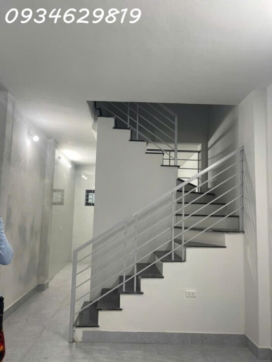 Chính chủ bán nhà Nguyễn Xiển Thanh Xuân Hà Nội, 32m2 giá t1 tỷ