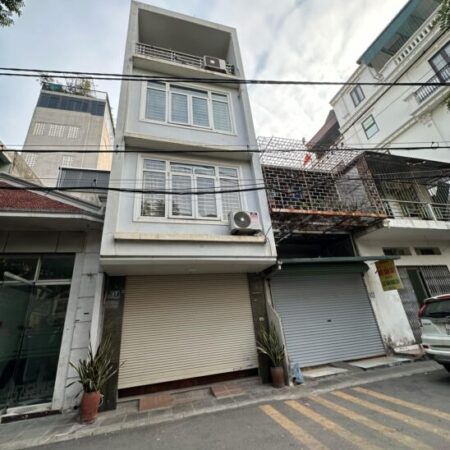 Bán nhà Ngọc Lâm – Ô tô – Kinh doanh – 4 ngủ – 40m2 nhỉnh 6 tỷ Bán nhà Ngọc Lâm – Ô tô – Kinh doanh – 4 ngủ – 40m2 nhỉnh 6 tỷ