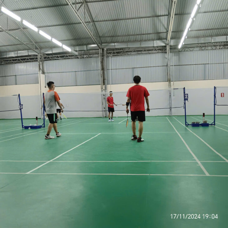 Sang sân cầu lông 500tr đã bao gồm cọc 200tr, địa chỉ 1387 Bến Bình Đông, Phường 15, Q8 (sân Hồng