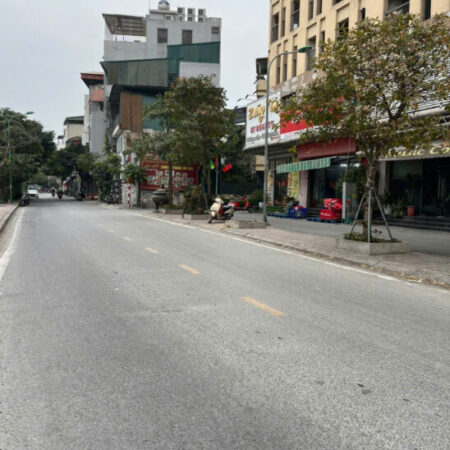 B.ÁN NH.À ĐỊNH CÔNG NHÀ PHÂN LÔ Ô TÔ – LÔ GÓC BA MẶT THOÁNG – KINH DOANH – NGÕ THÔNG