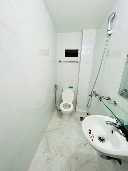 Bán nhà Hào Nam Đống Đa, Vị Trí Đắc Địa, Dân Cư Văn Minh, 28mx5T, Giá: 6,7 Tỷ, Lh: 0396935190.