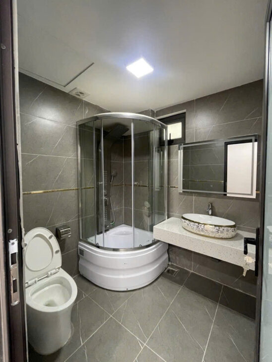 Bán nhà Phố Hào Nam_Siêu phẩm dòng tiền_Nhà 7 tầng thang máy_Giá: 16,9 Tỷ, Lh: 0396935190.