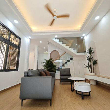 NHÀ MỚI ĐẸP PHƯỚC LONG B Q9 71M2, 4PN, 3WC, TẶNG FULL NỘI THẤT CAO CẤP 7.5 TỶ TL