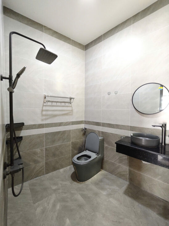 NHÀ MỚI ĐẸP PHƯỚC LONG B Q9 71M2, 4PN, 3WC, TẶNG FULL NỘI THẤT CAO CẤP 7.5 TỶ TL