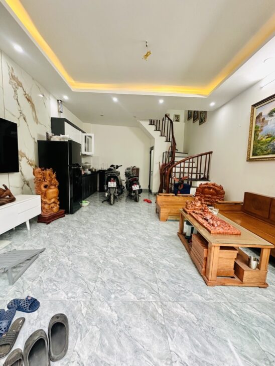 ĐÔNG THIÊN – HOÀNG MAI – NHỈNH 3 TỶ – 35m x 3 TẦNG – 3PN