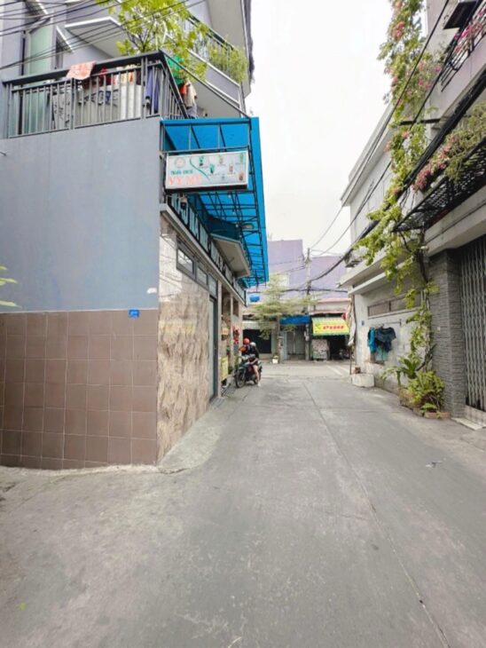 BÁN NHÀ BÌNH LONG BÌNH TÂN – HẺM 4M – NHÀ 3 TẦNG – 19MM2 – CHỈ 2.05 TỈ