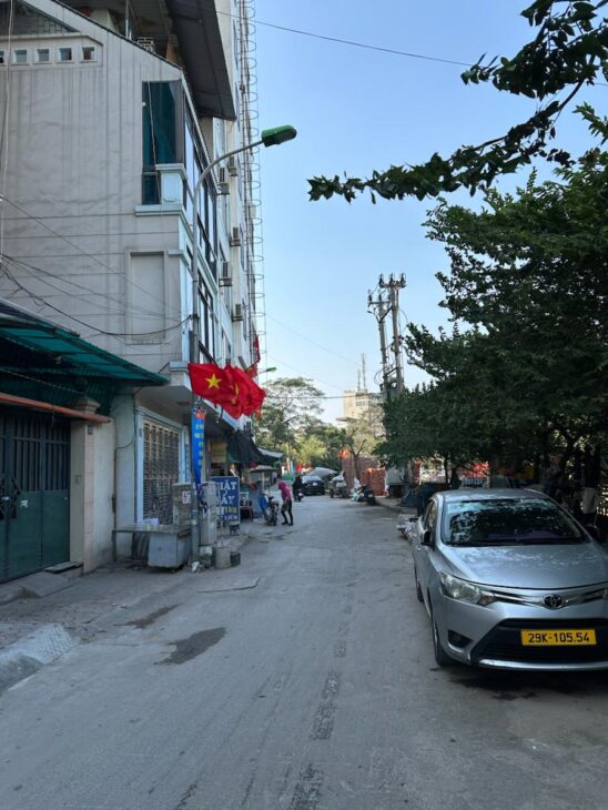 PHAN ĐÌNH GIÓT – THANH XUÂN -KINH DOANH – Ô TÔ TRÁNH – VĂN PHÒNG – VỈA HÈ – HƠN 21 TỶ
