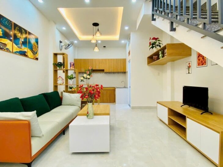 Bán nhà Quang Trung 4.2×10, 3 Tầng kế Vincom, Coop Mart Hơn 4 Tỉ