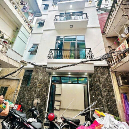Bán nhà mặt phố Bích Câu, Cát Linh, Đống Đa, 55m², 4 tầng, 8.9 tỷ, sổ đỏ