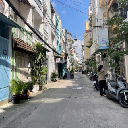 Căn góc, vị trí đẹp gần ngã tư Hàng Xanh, ngang 5m, đường Bạch Đằng, Quận Bình Thạnh. Chỉ 4.95 tỷ.