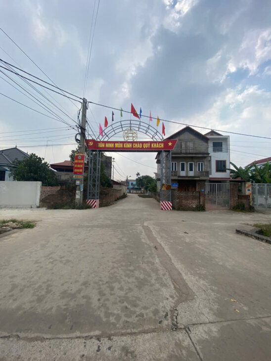 BÁN ĐẤT HIỀN NINH, SÓC SƠN. 80M2, MT 5,5M. ĐƯỜNG THÔNG Ô TÔ TẢI. GIÁ 2,16 TỶ CÓ THƯƠNG LƯỢNG