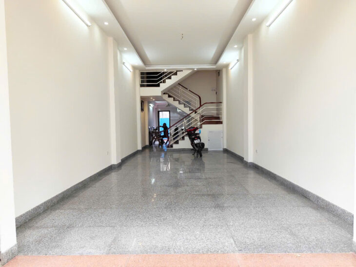 Nhà phân lô Thiên Lôi, 80m 3.5 tầng, đường 12m, độc lập dân xây, Giá 6 tỉ, gần ngã 4 Phúc Tăng