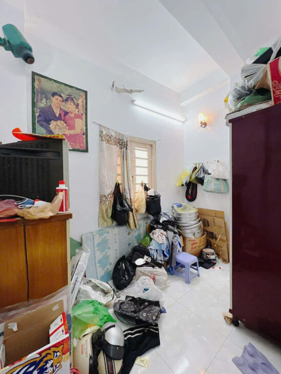 SÁT MẶT TIỀN ĐƯỜNG ĐOÀN VĂN BƠ 5 TẦNG BTCT DIỆN TÍCH SD 120 M2 CÓ 4 TỶ