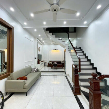 Bán nhà TĐC Sao Sáng – Thành Tô, 40m 4 tầng mới tinh, độc lập, đường 6m, Giá 4.65 tỉ