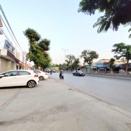 Mặt đường Nguyễn Bình Khiêm, 90m 5 tầng 6 ngủ, Giá 11 tỉ, đoạn Đại Học Y – BigC