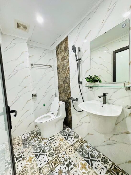 Chính chủ cần bán GẤP nhà ĐẸP view hồ Quan Nhân – Thanh Xuân – 33m2 x 5 tầng – Giá rẻ