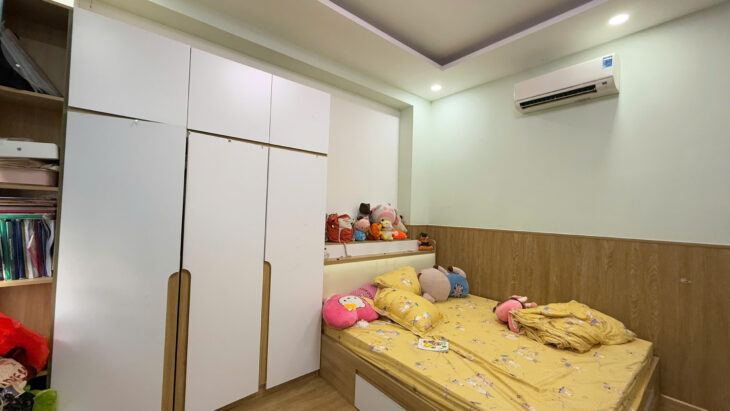 GIÁP TÂN PHÚ DT: 72M2 ( 4,5 x 16 ) – 3 TẦNG – 4PN – HẺM XE TẢI – CHỈ NHỈNH 5 TỶ.